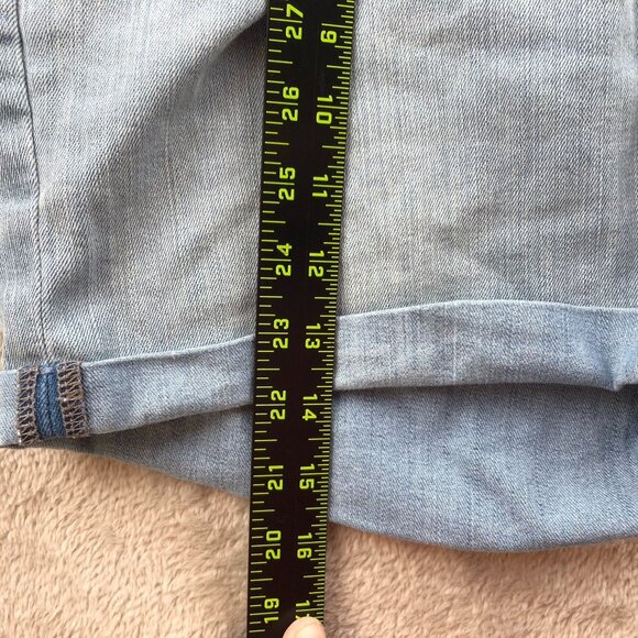 Levis Signature Womens Jean Shorts Suze 12 Mid-Rise Blue Denim Casual Cuffed - Picture 6 of 14